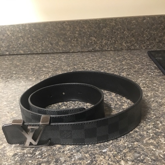 Louis Vuitton LV Tilt 40mm Reversible Belt Navy Taurillon. Size 95 cm